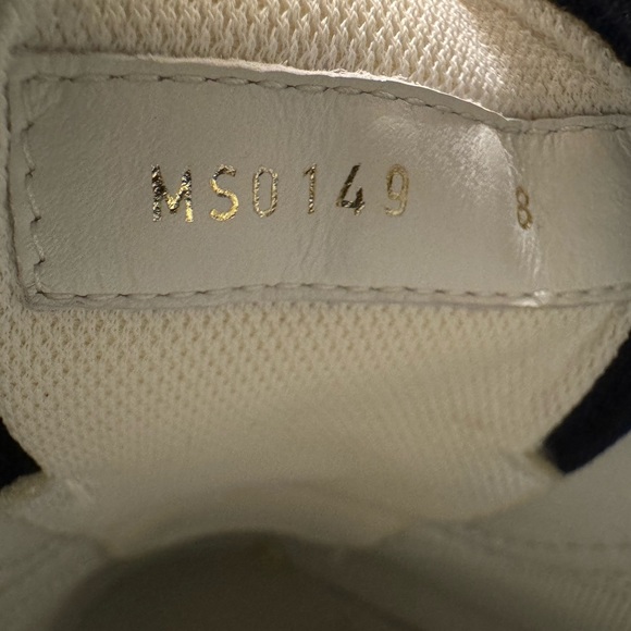 Louis Vuitton leather sneakers with red, blue, and white pattern. - Picture 14 of 14